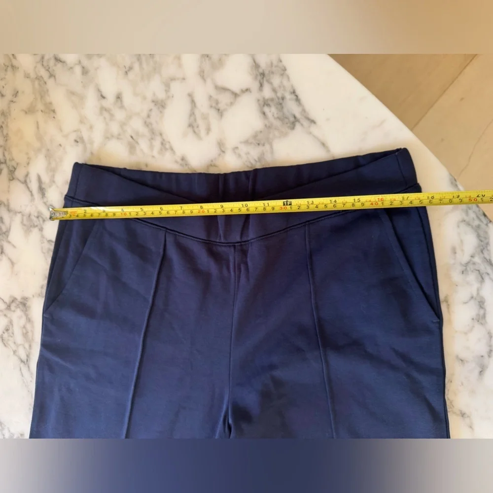 NWT J. Crew Navy Blue Pintuck Sweatpants L 1” seam separation in back easy fix